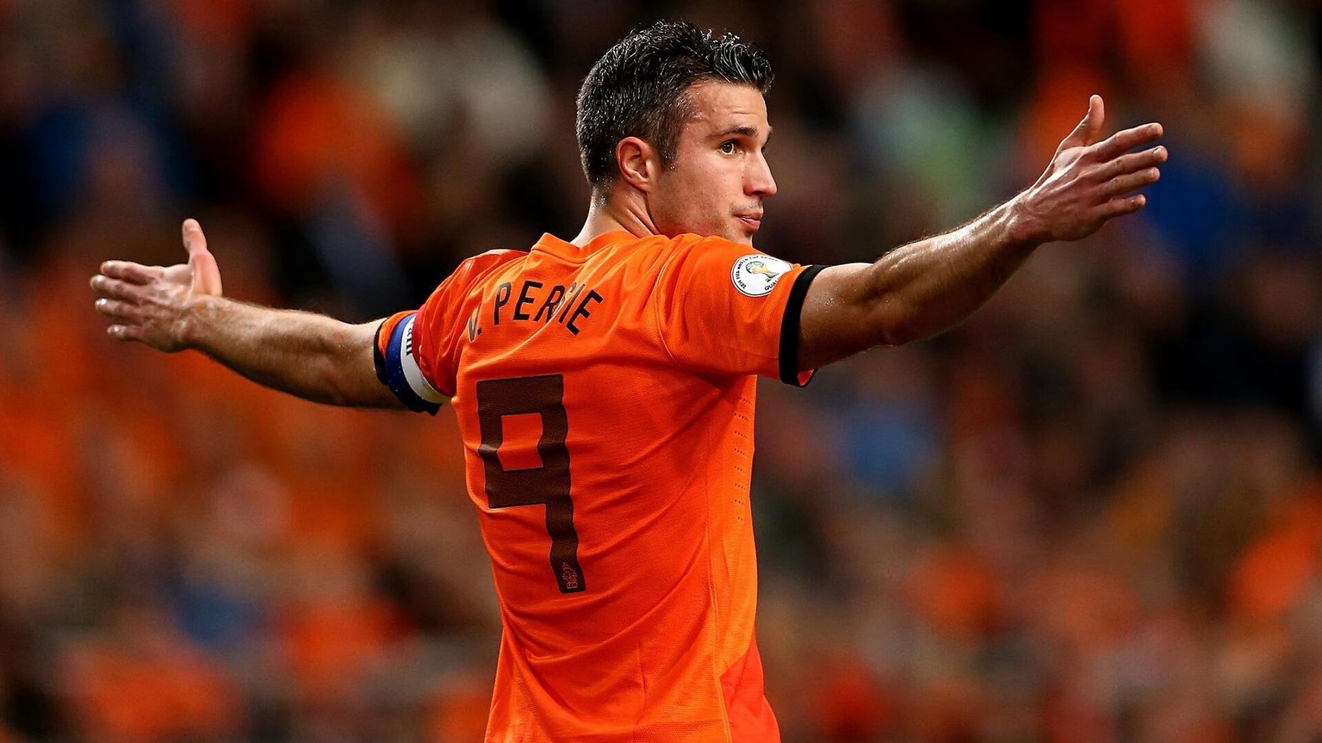 欧冠十六强首回合：巴黎4比3阿贾克斯 七球对攻战让球迷大呼过瘾